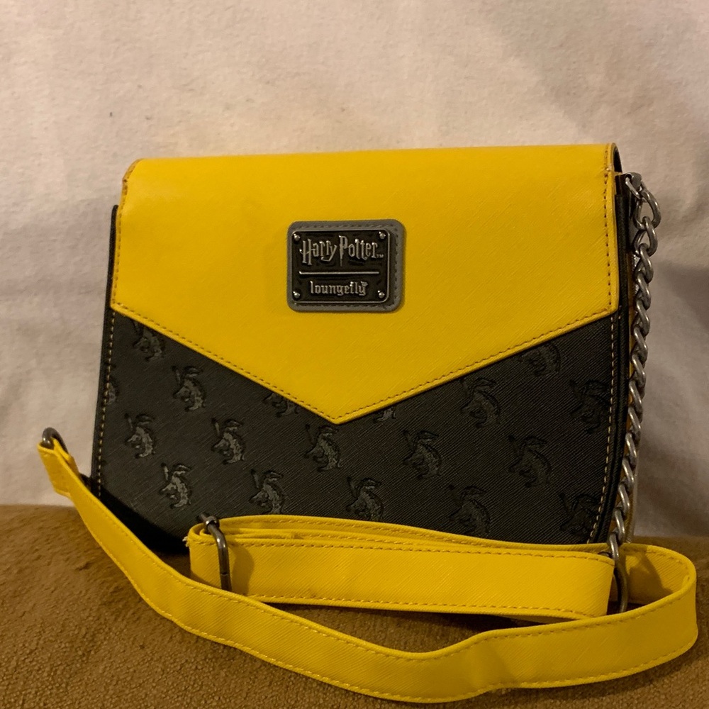 Loungefly Yellow & Black Harry Potter Envelope Crossbody Bag